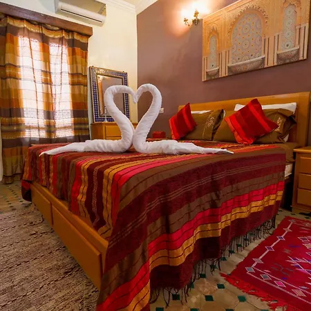 Riad Salma Restaurant Spa-2
